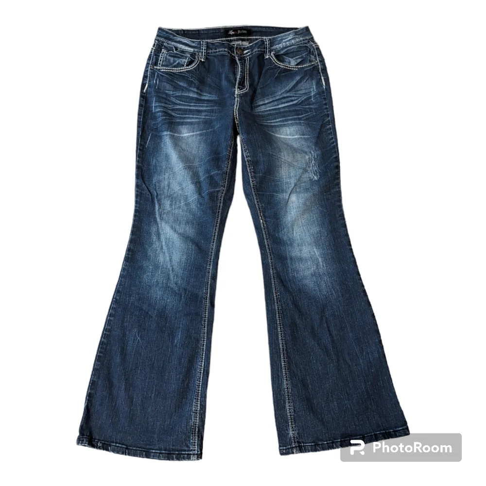 Love Nation Mid Rise Contrast Stitching Stretch Bootcut? Blue Jeans. Women's 14 - Picture 3 of 6
